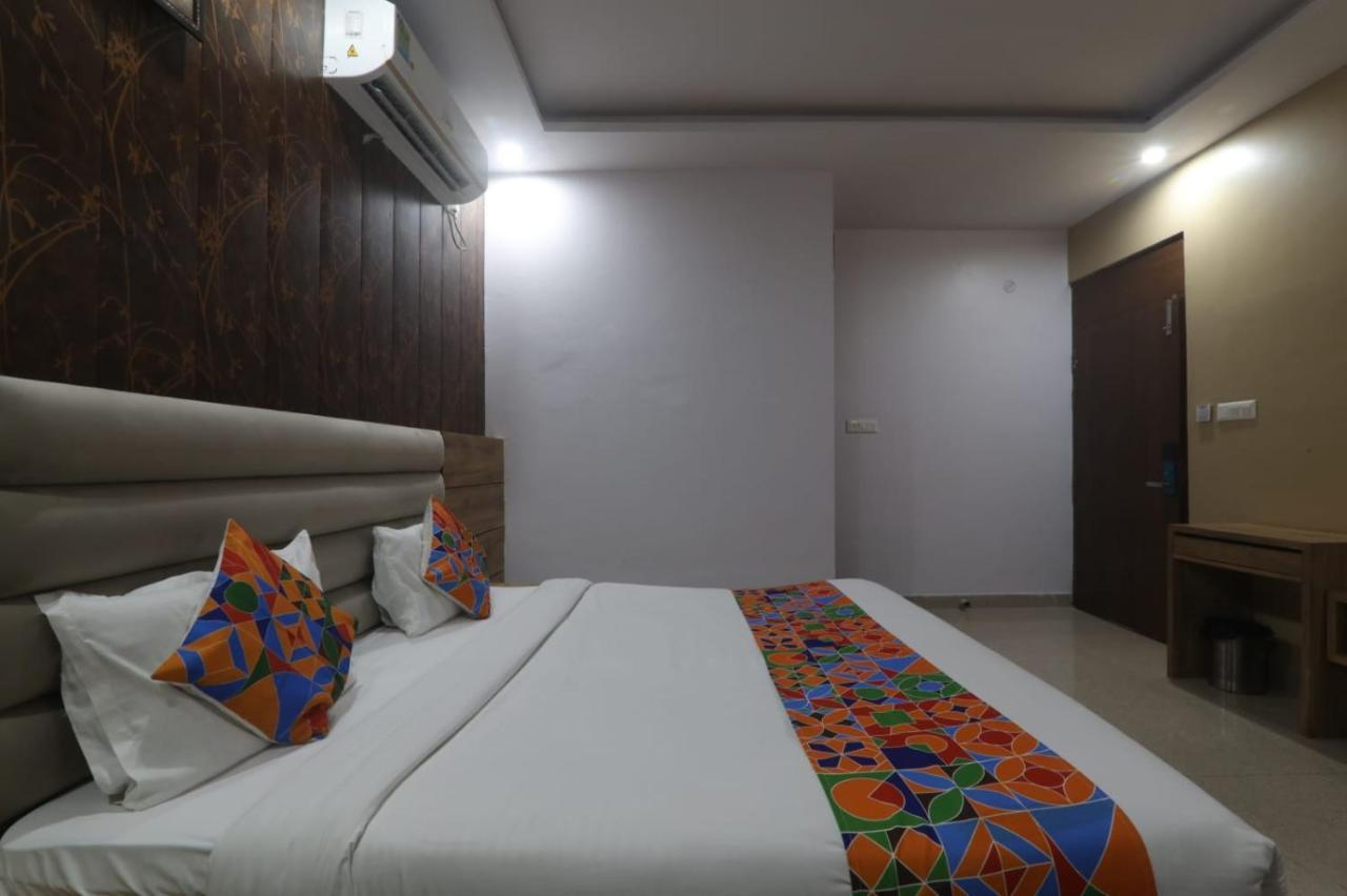 Icyhotels Hl Inn Chinhat Экстерьер фото