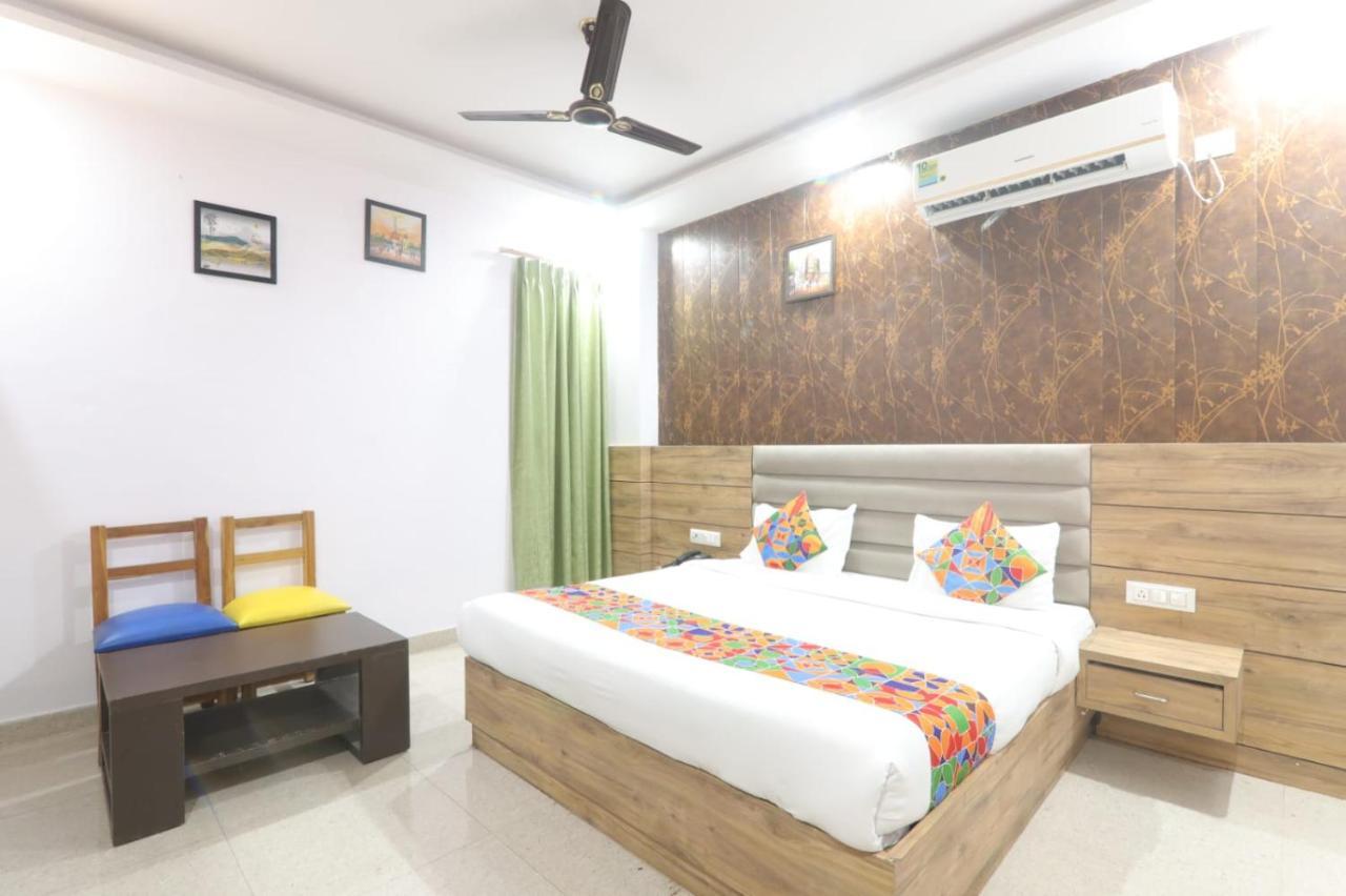 Icyhotels Hl Inn Chinhat Экстерьер фото