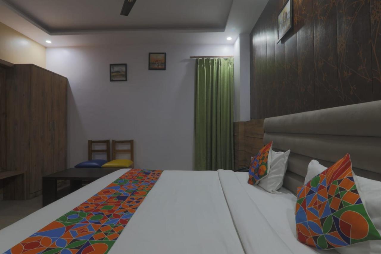 Icyhotels Hl Inn Chinhat Экстерьер фото